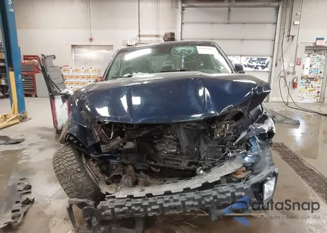 2018 Ram 1500 Express 4X4 6'4 Box z USA, uszkodzony, nr VIN 1C6RR7FT2JS124730